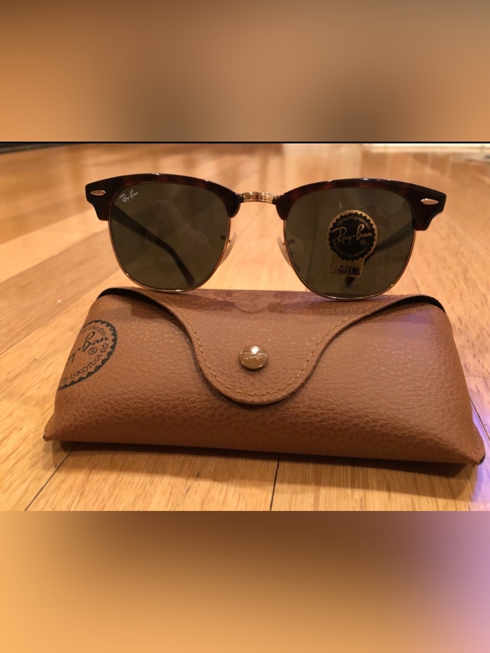 New Ray-Ban Clubmaster Sunglasses with Brown Case